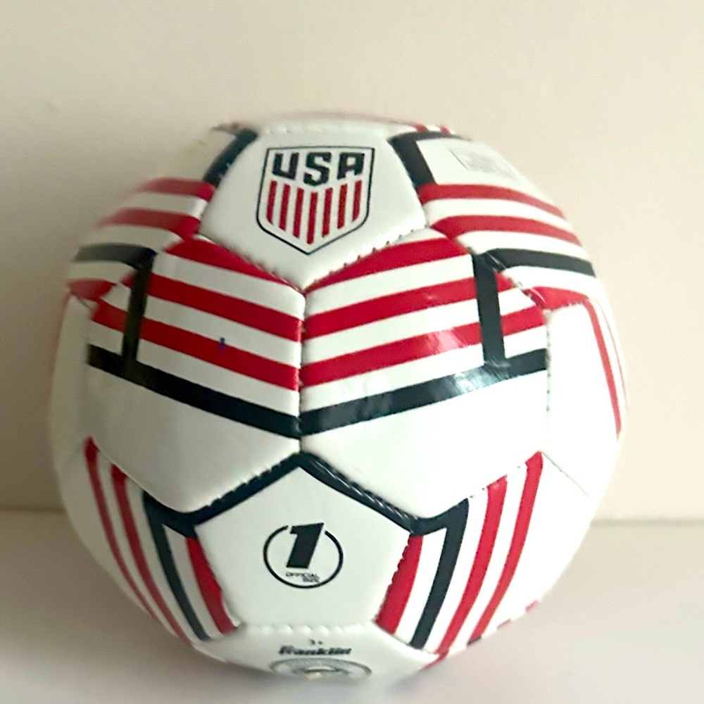 FIFA World Cup Soccer Ball - White Blue Red USMNT size 1 souvenir drills